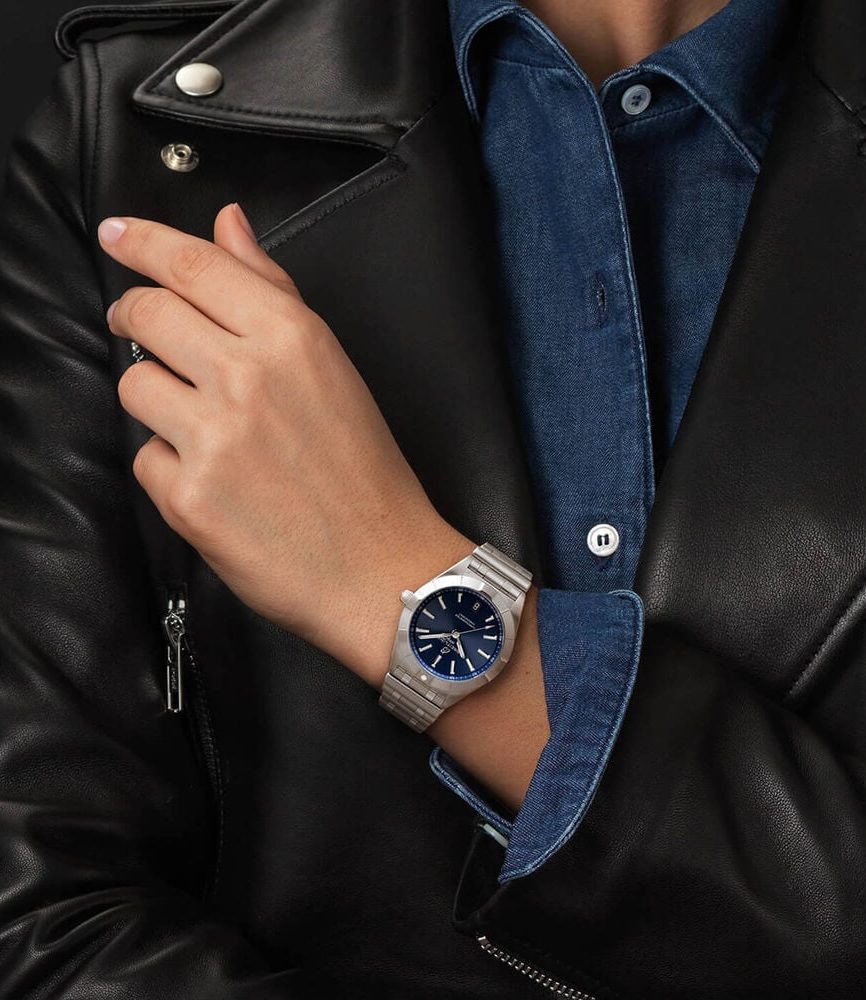 Breitling Chronomat 32mm Blue Dial Steel Case Ladies Bracelet Watch image number 4