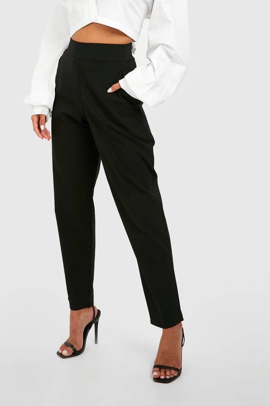 boohoo Petite Super Stretch Tapered Tailored Trouser 4