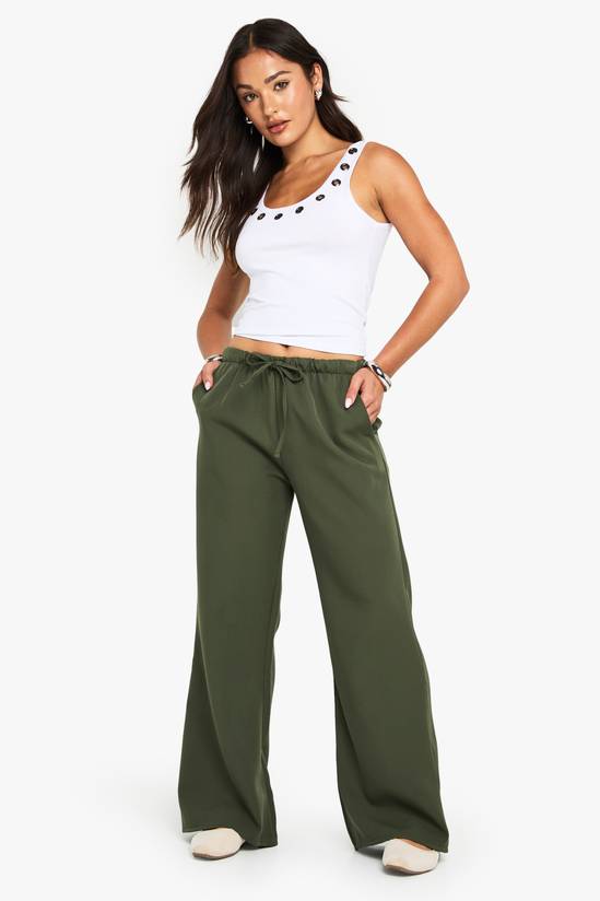 boohoo Petite Woven Elasticated Waist Straight Leg Trousers 1
