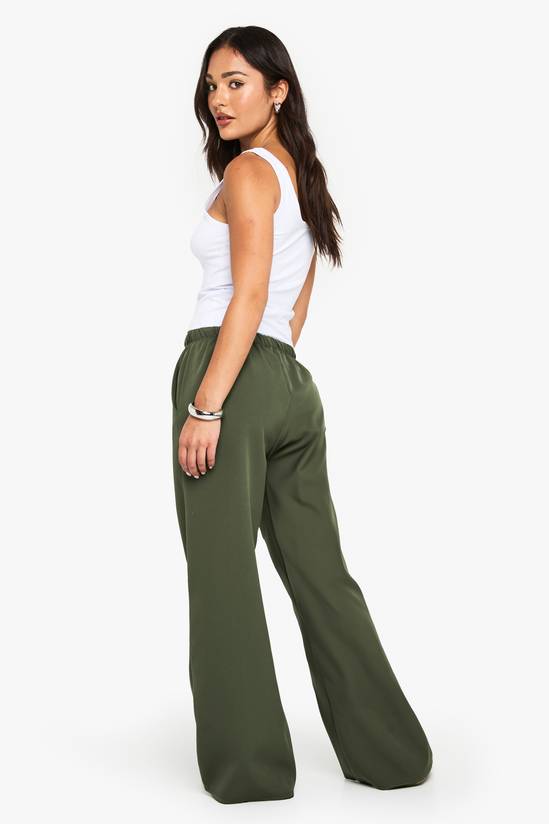 boohoo Petite Woven Elasticated Waist Straight Leg Trousers 2