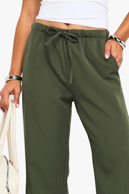 boohoo Petite Woven Elasticated Waist Straight Leg Trousers 4