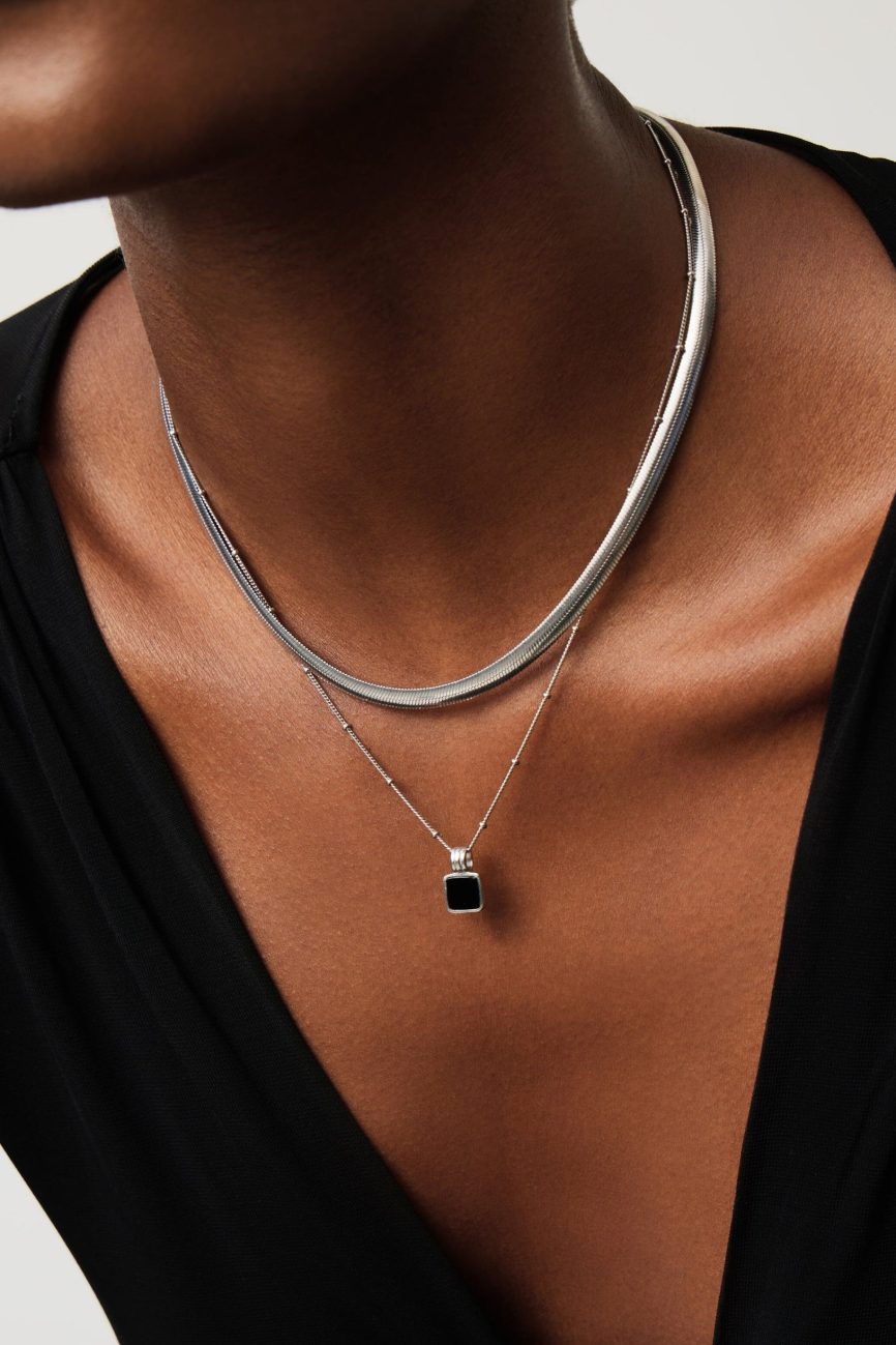 Lucy Williams Square Onyx Necklace | Sterling Silver/Black Onyx Necklaces Missoma