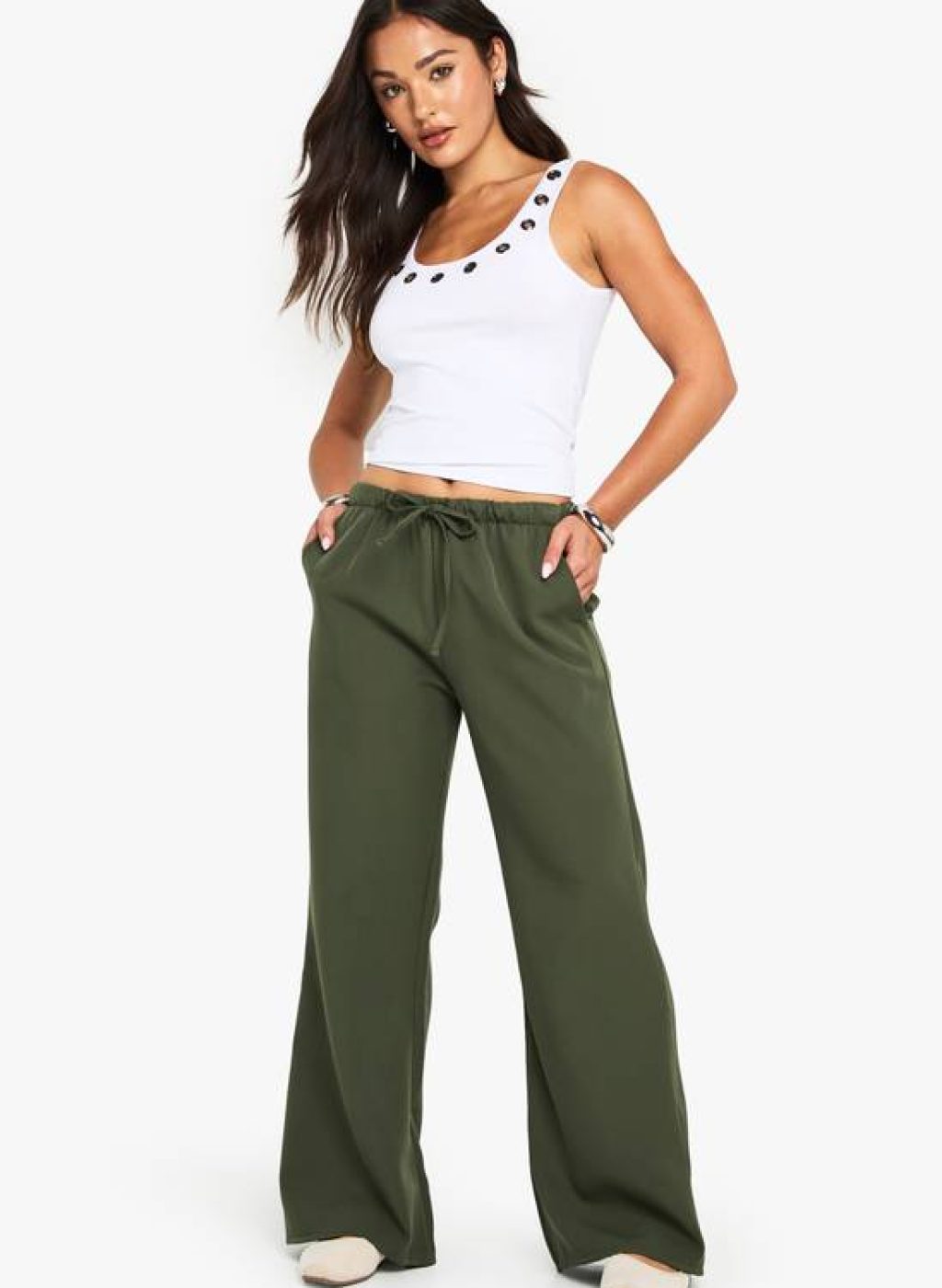 boohoo Petite Woven Elasticated Waist Straight Leg Trousers 1